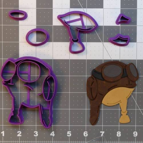 Aviator Hat and Goggles 266-A875 Cookie Cutter Set