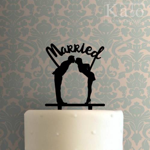 Married 225-066 Cake Topper
