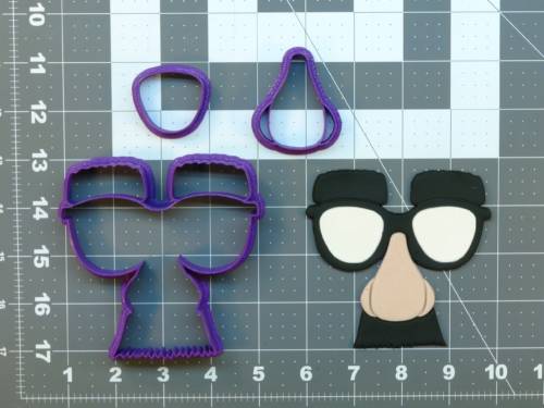 Funny Glasses 266-468 Cookie Cutter Set 4 inch