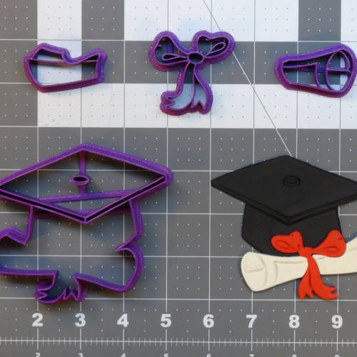 Graduation 266-B384 Cookie Cutter Set 4 inch